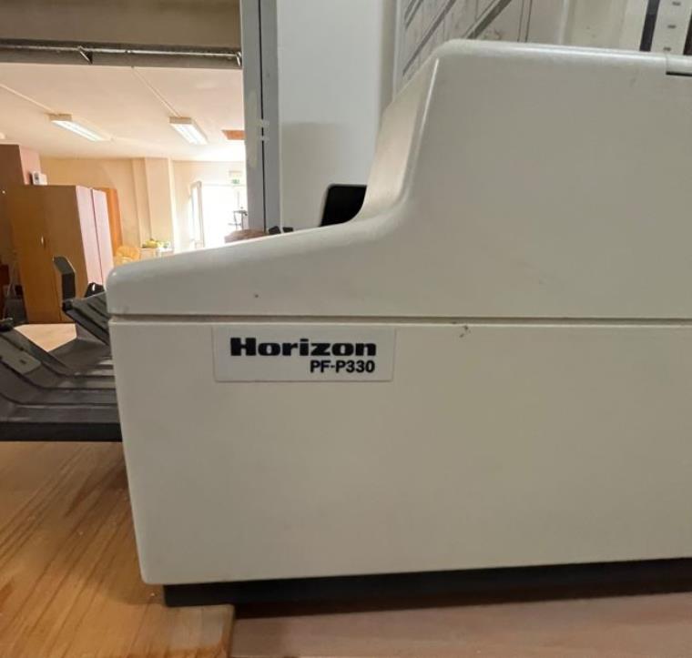 Horizon PF-P330 folding machine